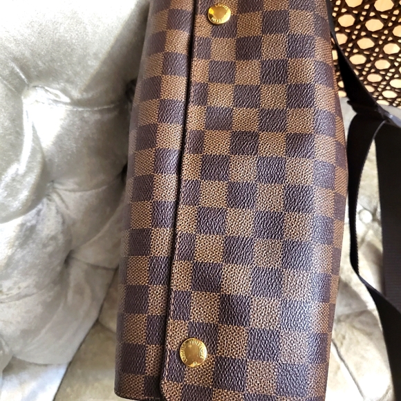(SOLD)Authentic Louis Vuitton Damier Ebene Structured Naviglio UniseX bag - Picture 3 of 13